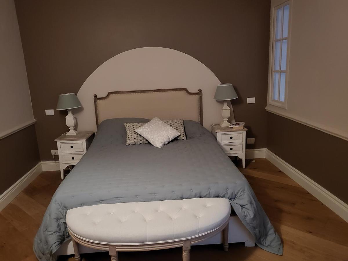 Suite Indipendente In Villa 포르멜로 외부 사진